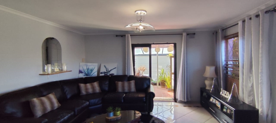 2 Bedroom Property for Sale in Colorado Western Cape